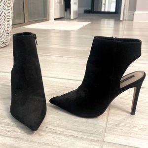 Zara Cutout Boot Heel, Black, size 6.5